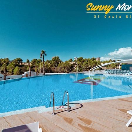 Sunny Morning Of Costa Blanca - Sunset Waves Benidorm Apartment Bagian luar foto