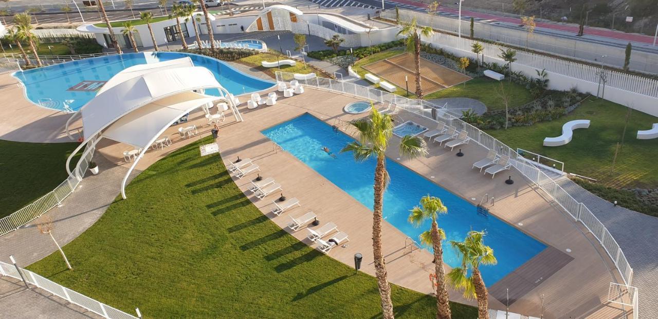 Sunny Morning Of Costa Blanca - Sunset Waves Benidorm Apartment Bagian luar foto
