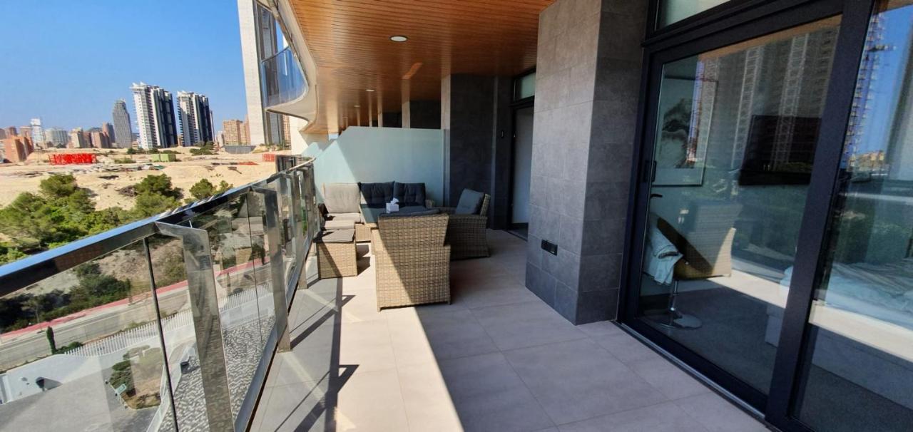 Sunny Morning Of Costa Blanca - Sunset Waves Benidorm Apartment Bagian luar foto